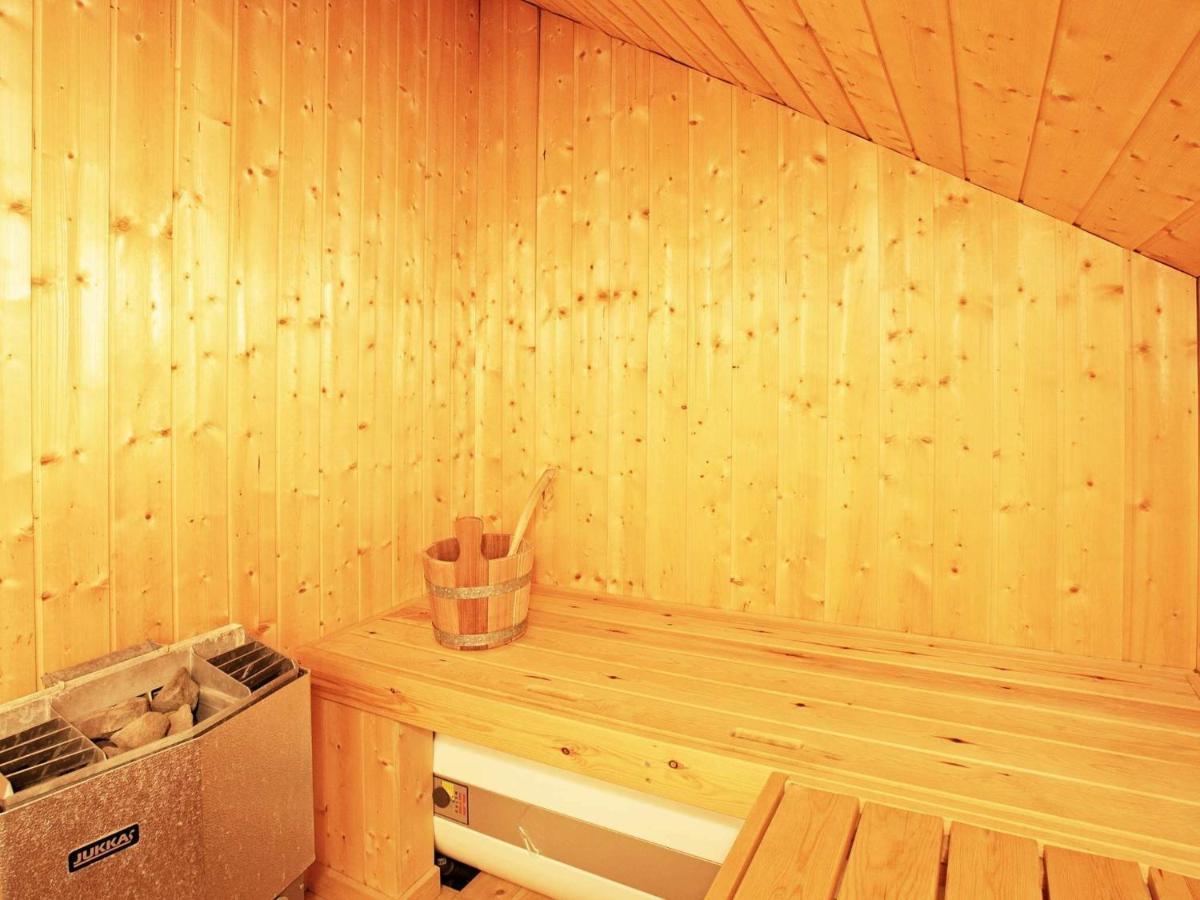 8 Person Holiday Home In Hejls Eksteriør billede
